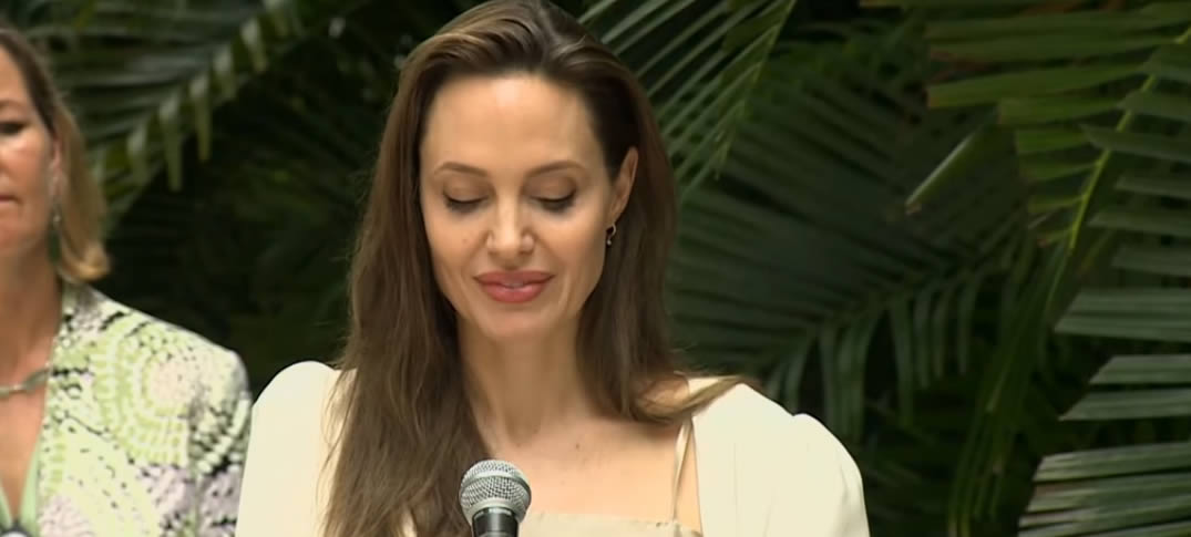  Angelina Jolie en Colombia