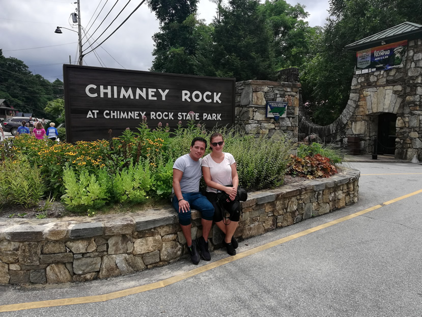 Mexicanos En Chimney Rock