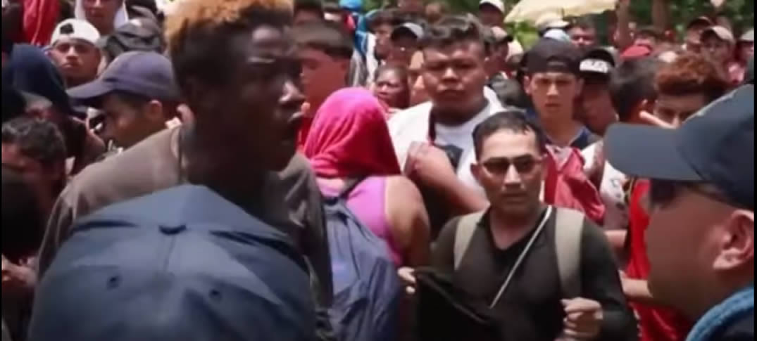 México Detiene A Migrantes